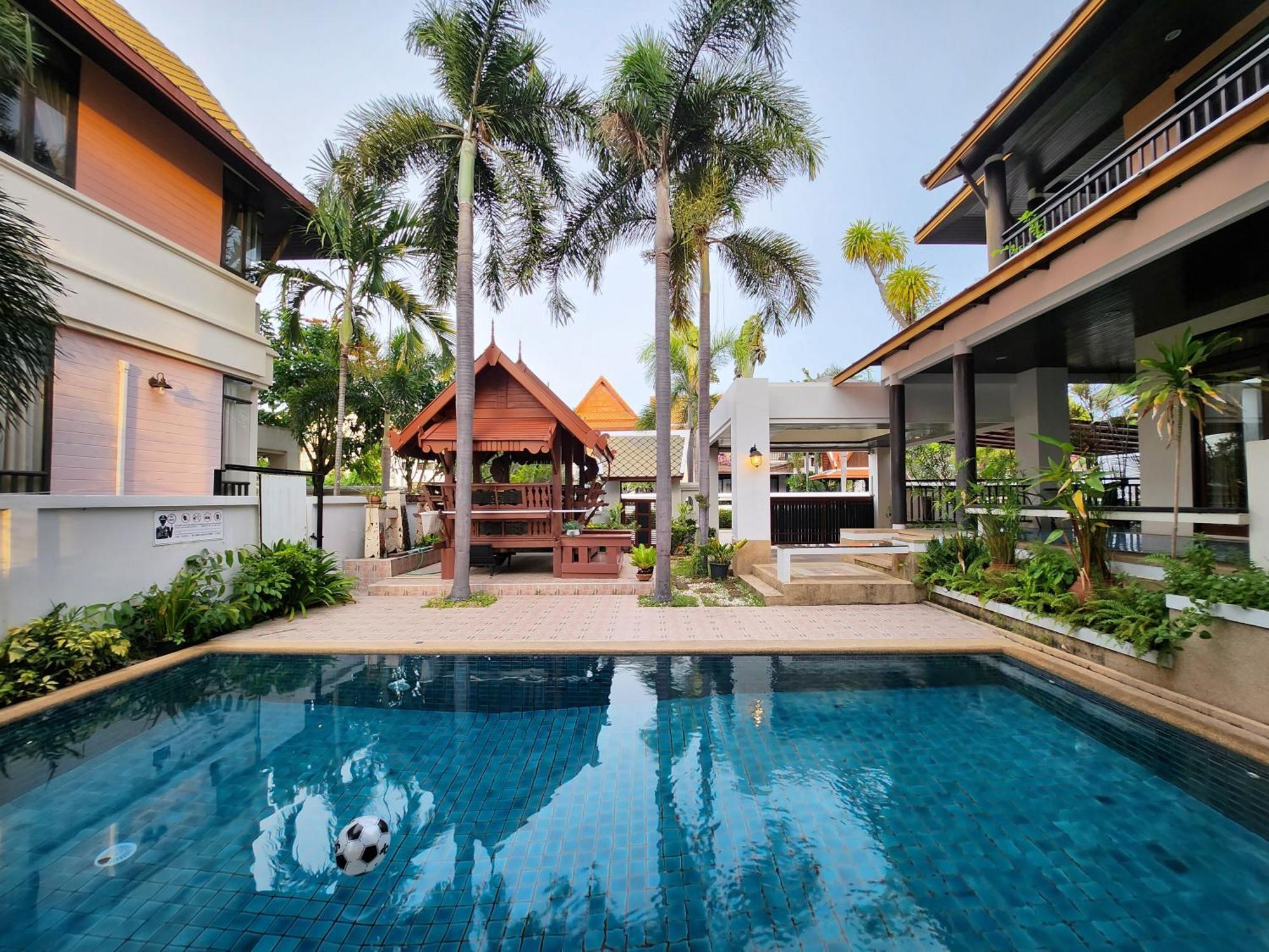 ปุณณภา พูล วิลล่า พัทยา Punnapha Pool Villa Pattaya Jomtien Beach Eksteriør billede